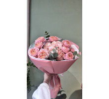 Букет из кустовой розы Джульетта и гортензии Пинк