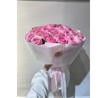 Розовая роза 25 шт. 70 см